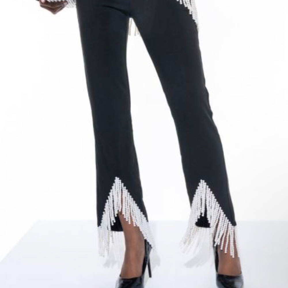 Dreaming of YOU PEARL PANTS - AKIRA SIZE M new